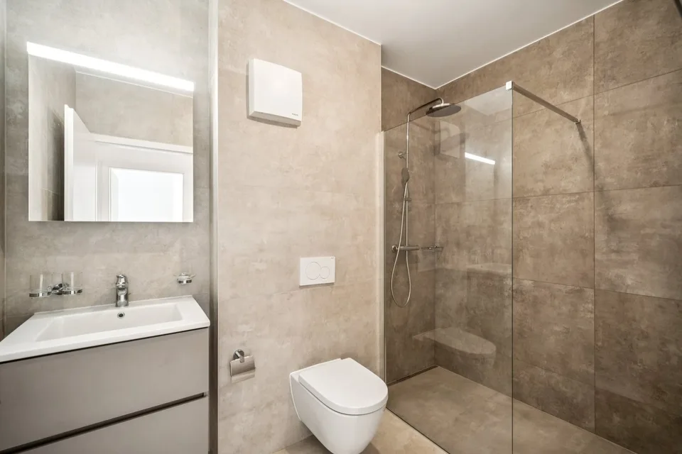 Charme des Alten und Modernität | Schönes 4,5-Zimmer-Apartment in Penthal – Foto 10 von 11