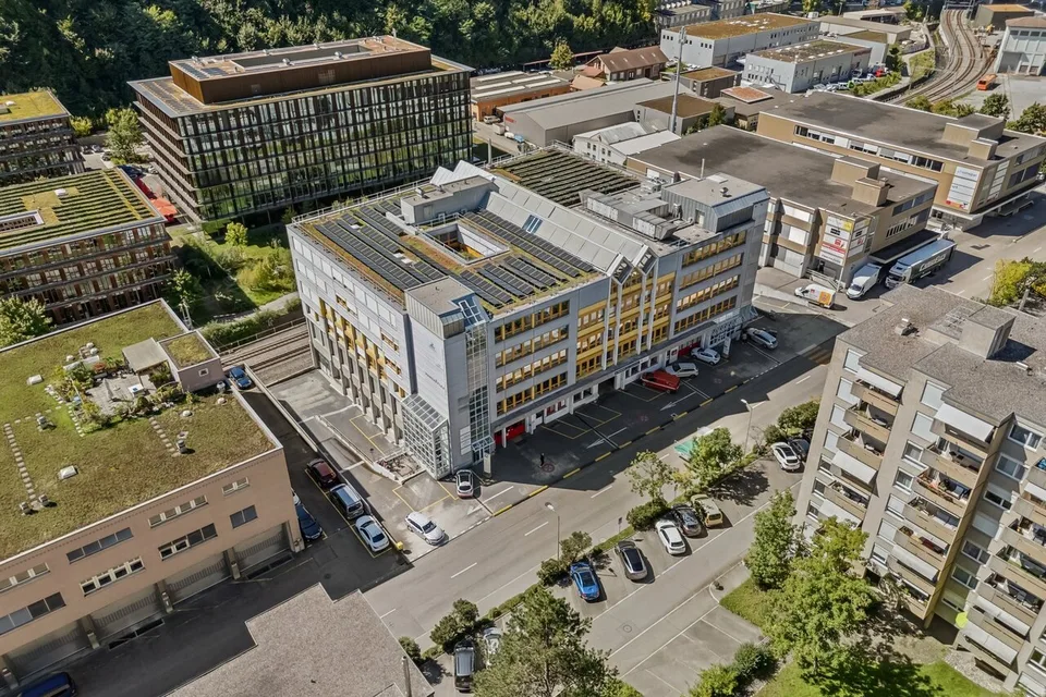 Espace de bureau attractif 582m2 à Ittigen (BE)