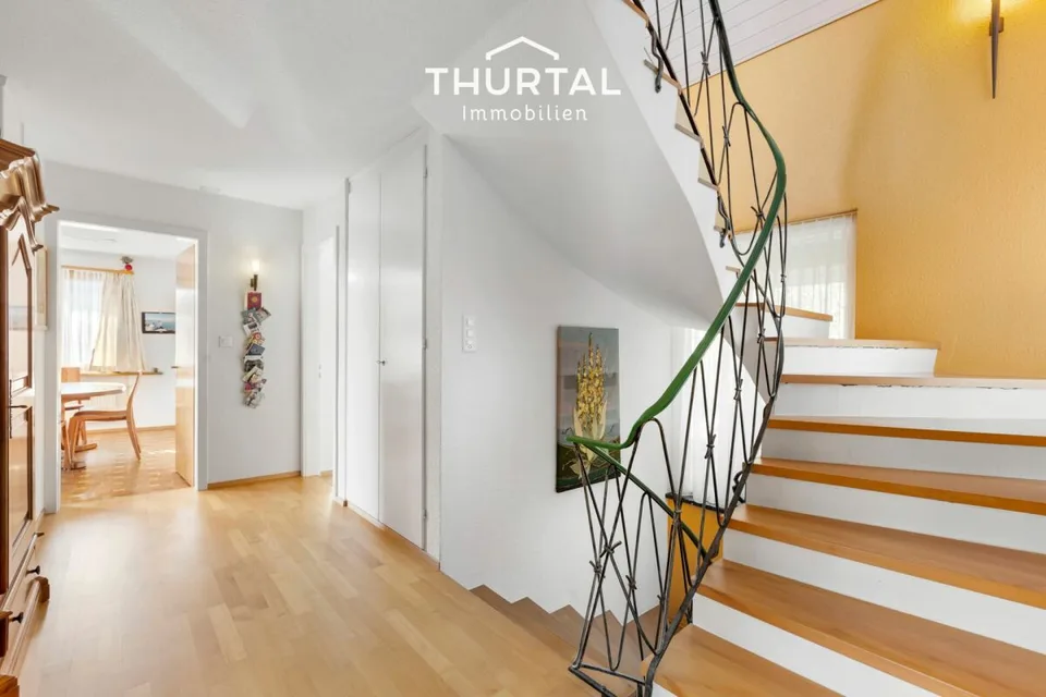Grosszügiges 7.5 Zimmer Einfamilienhaus mit Garten und moderner Energietechnik