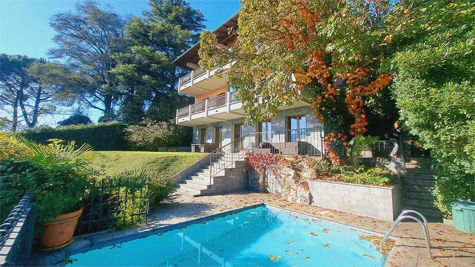 Villa con piscina a Massagno - Villa with Swimming Pool in Massagno