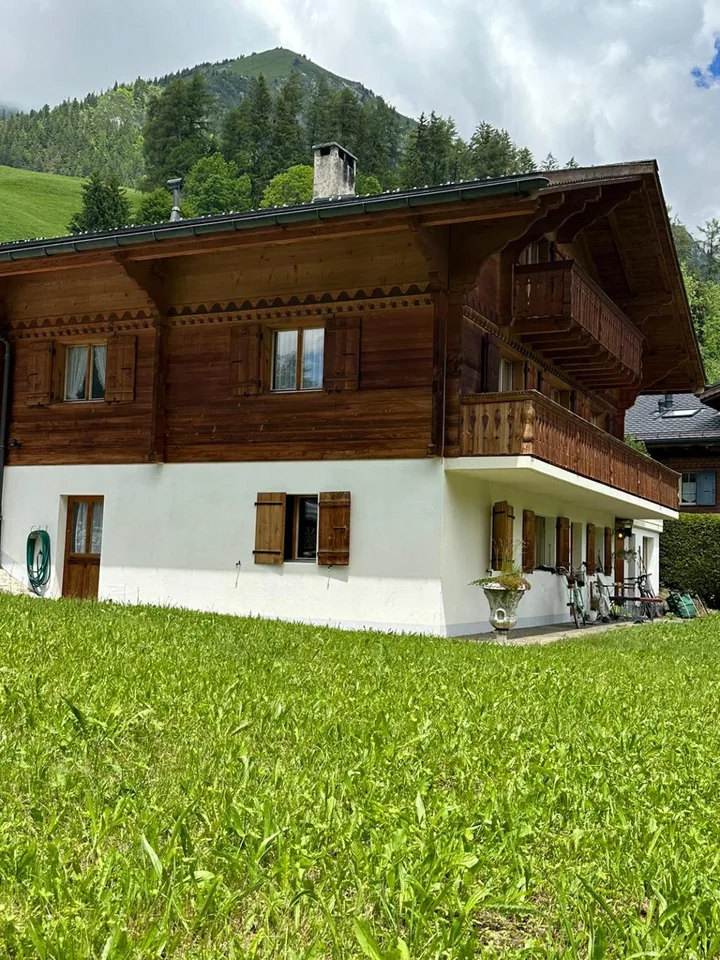Charming Alpine Chalet with Garden and Separate Unit