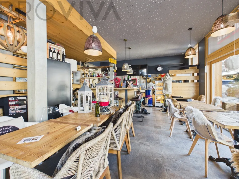 Restaurant mit Atmosphäre & Terrasse