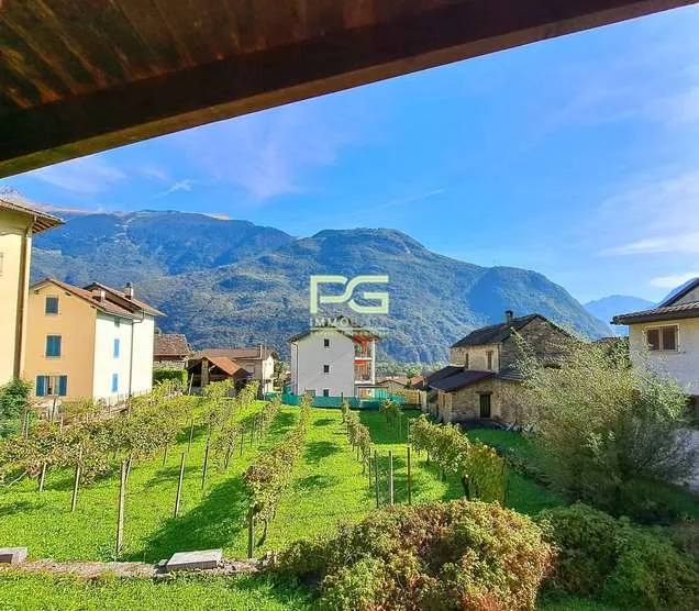 Gnosca, rustico con terreno