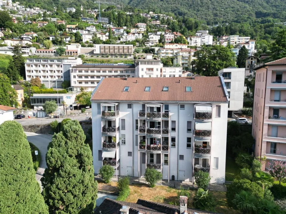 Stabile a reddito,  12 appartamenti, Muralto