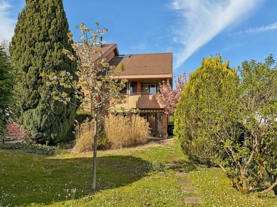 Charmantes Einfamilienhaus mit Garten