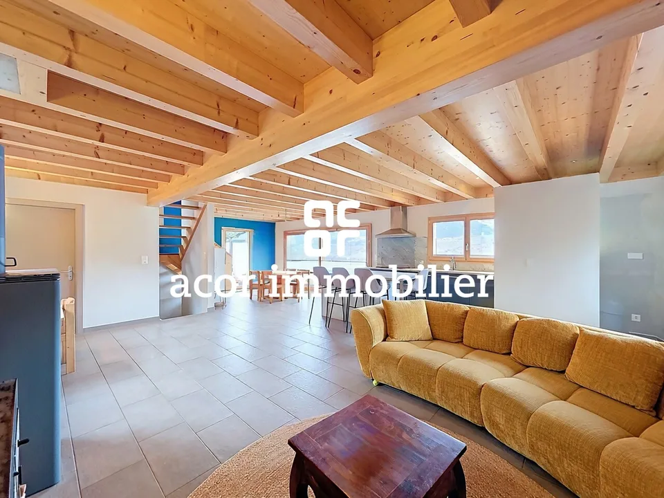 Maison individuelle récente avec vue imprenable