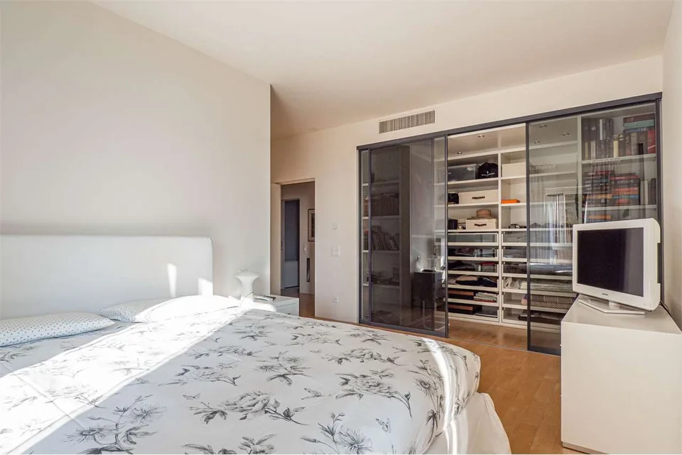 LUGANO - PRÄCHTIGES 4,5-ZIMMER-WOHNUNG MIT SEEBLICK – Foto 7 von 10