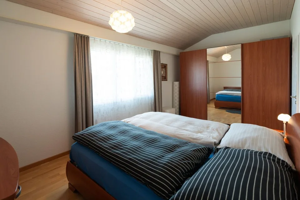 Espace pour vivre – maison mitoyenne bien entretenue dans un emplacement attractif. – photo 9 sur 26
