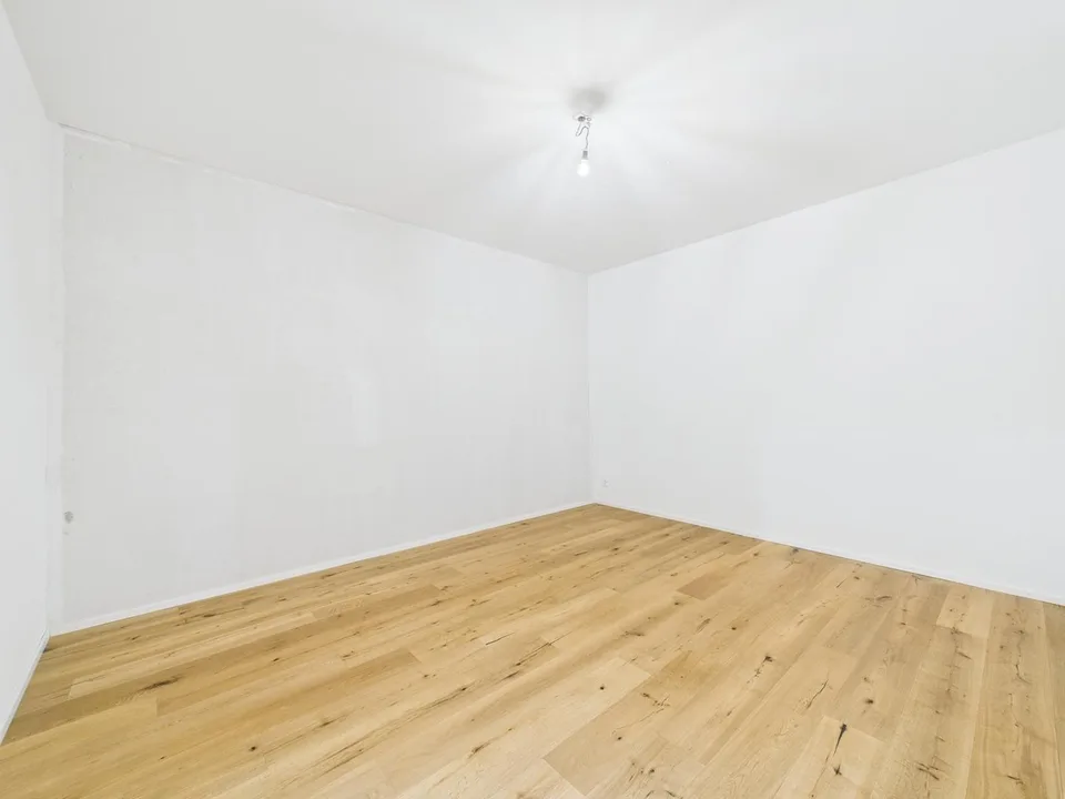 Appartamento di 4,5 locali con terrazza in una nuova costruzione a Umiken – foto 8 di 16