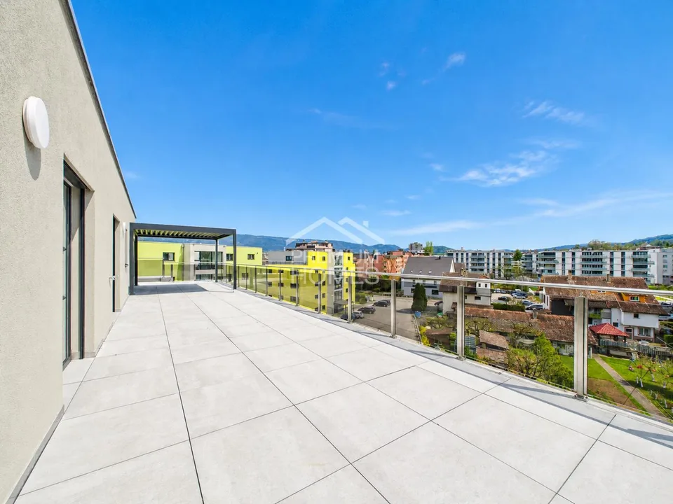 Élégance contemporaine et terrasse panoramique à Delémont