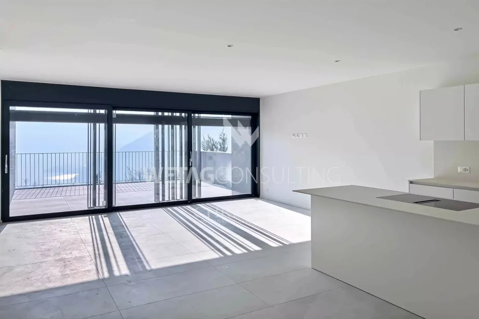 Lugano-Carona: moderne Duplex-Wohnung mit spektakulärem Blick auf den Luganersee zu verkaufen