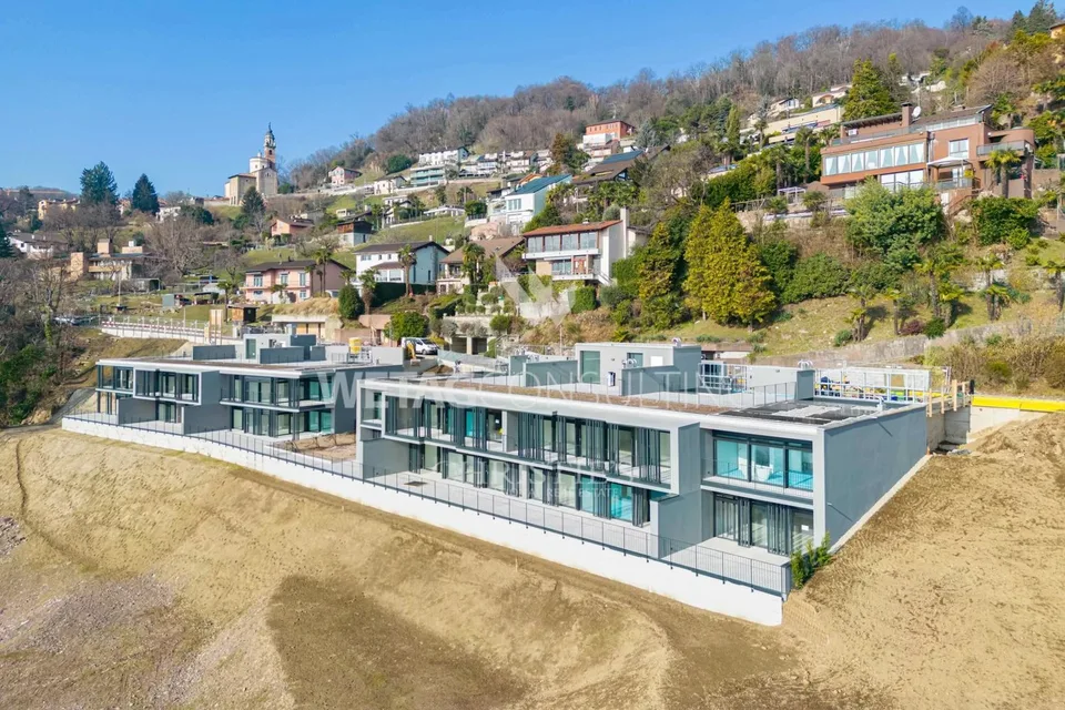 Lugano-Carona: moderne Duplex-Wohnung mit spektakulärem Blick auf den Luganersee zu verkaufen