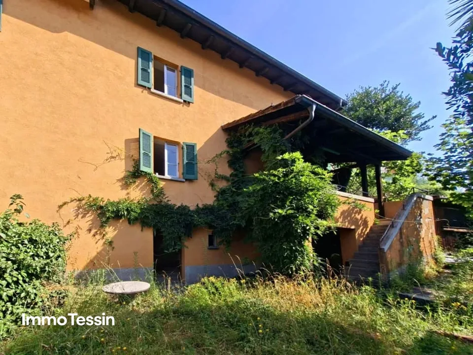 Ihr Rückzugsort mit traumhafter Weitsicht in die wunderschöne und unberührte Tessiner Bergwelt