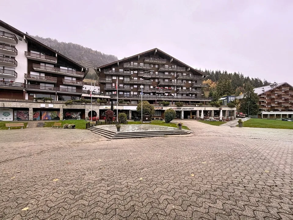 Locale commerciale - ristorante che beneficia di una magnifica posizione