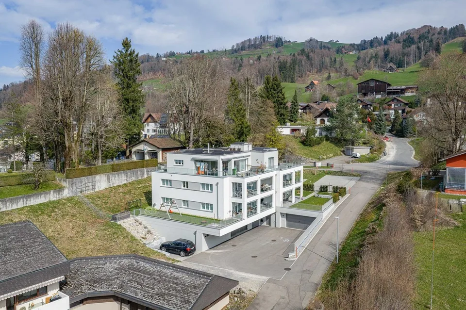 Moderno appartamento di 4.5 locali con panorama montano a Ebnat-Kappel – foto 2 di 22