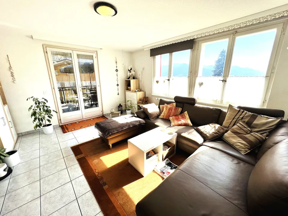 Offre unique! Spacieuse maison à rénover - 2 Appartements de 6.5 pces