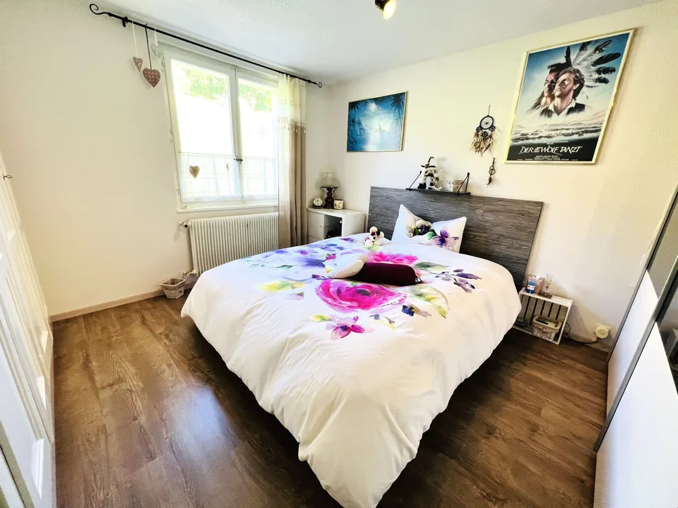 Offerta unica! Casa spaziosa da ristrutturare - 2 appartamenti di 6.5 locali