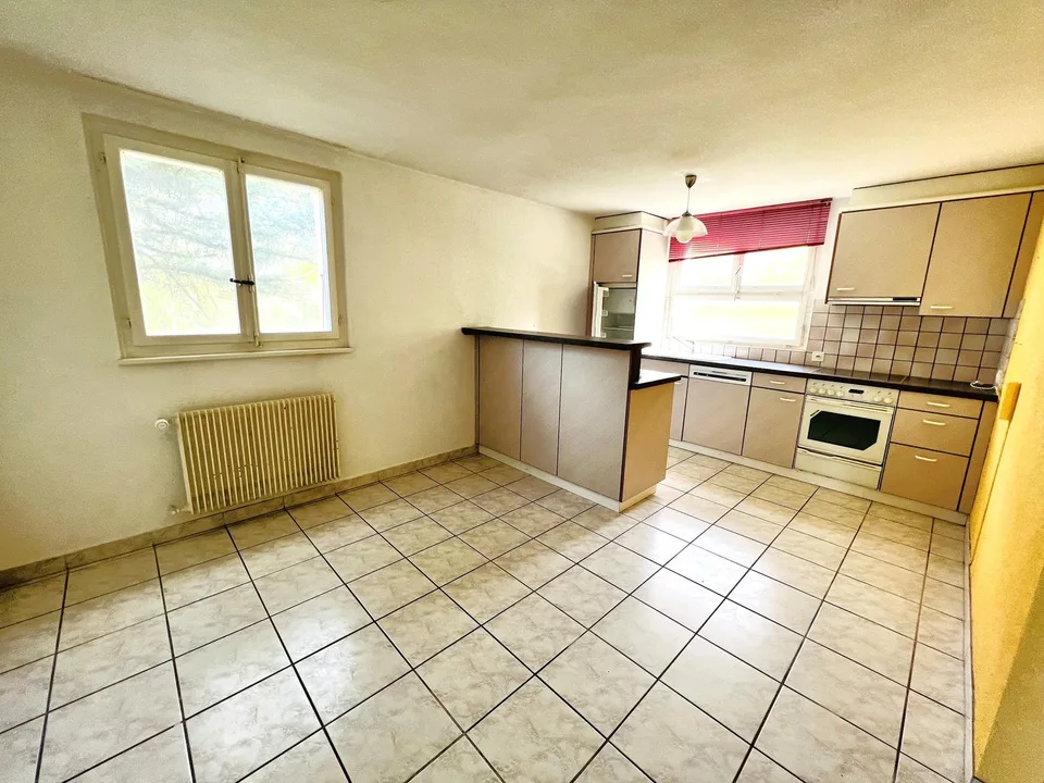 Offerta unica! Casa spaziosa da ristrutturare - 2 appartamenti con 6.5 camere – foto 10 di 16