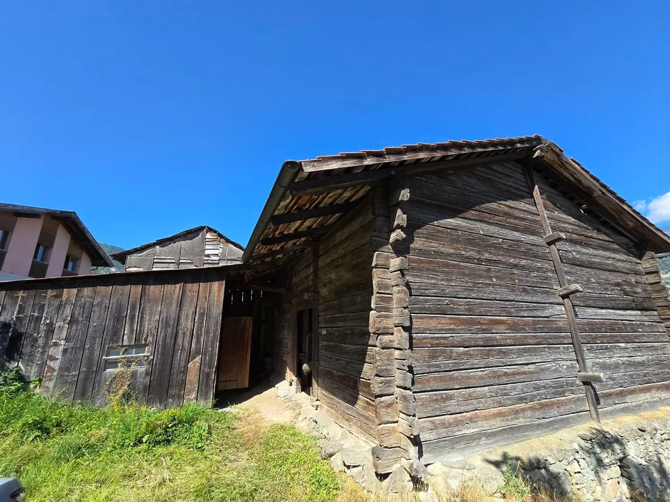 Scheune / Baugenehmigung in Kraft / Grône / EXKLUSIVITÄT – Foto 8 von 10