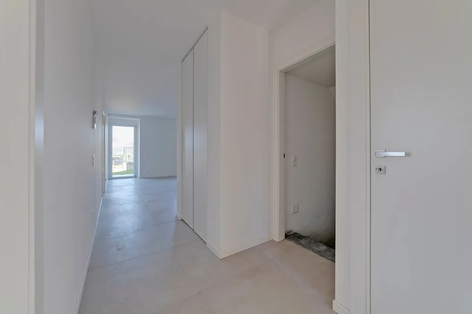 Neubau: Wunderschöne 3.5 Zimmer mit Garten