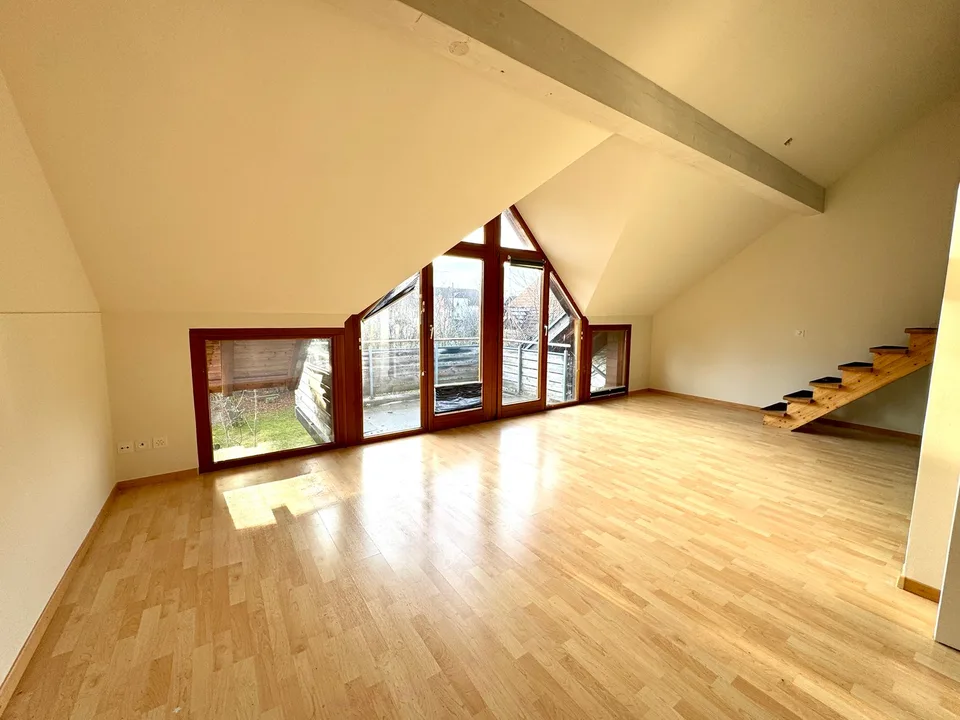 Traumhafte 5.5-Zimmer-Maisonette mit Galerie & Balkonen