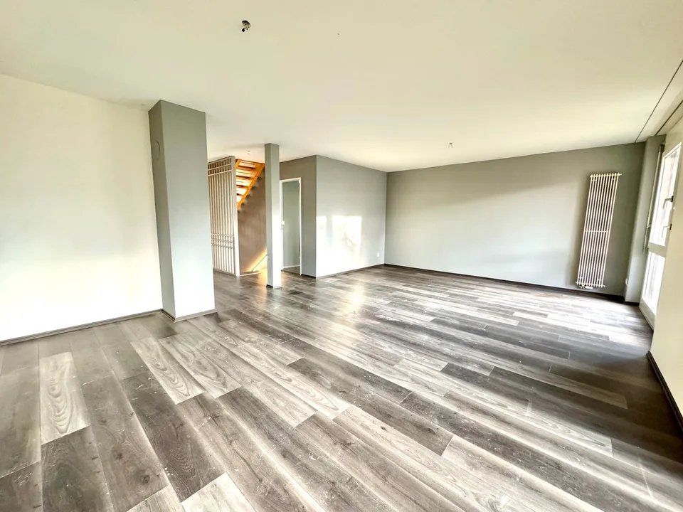 Traumhafte 5.5-Zimmer-Maisonette mit Galerie & Balkonen