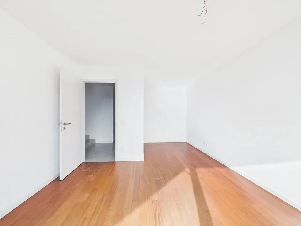CASA CONTIGUA SU 3 PIANI CON GIARDINO E SPAZIO IDEALE PER STUDIO O ATTIVITA' INDIPENDENTE – foto 21 di 30