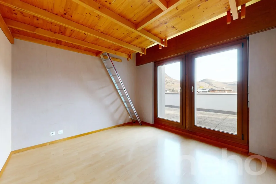 Attic 4 rooms in the heart of Conthey - Generous terraces – photo 16 of 19