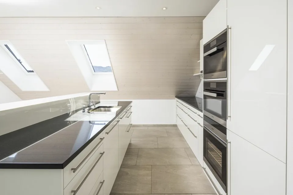 Traumhafte 3.5 Zimmer-Wohnung mit Galerie und Balkon