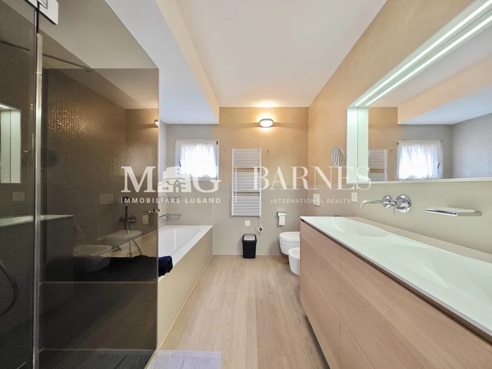 Montagnola, Collina d'Oro: Villa con piscina e vista lago – photo 11 sur 14