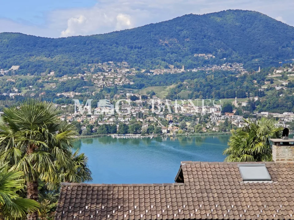 Montagnola, Collina d'Oro: Villa con piscina e vista lago