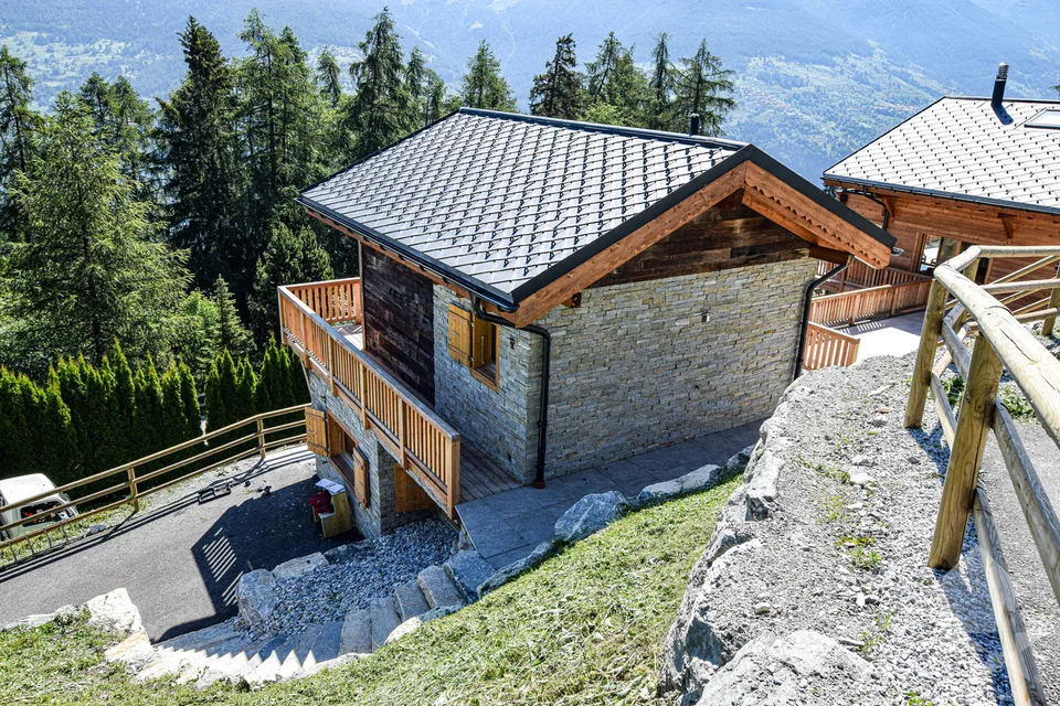 Charming small chalet