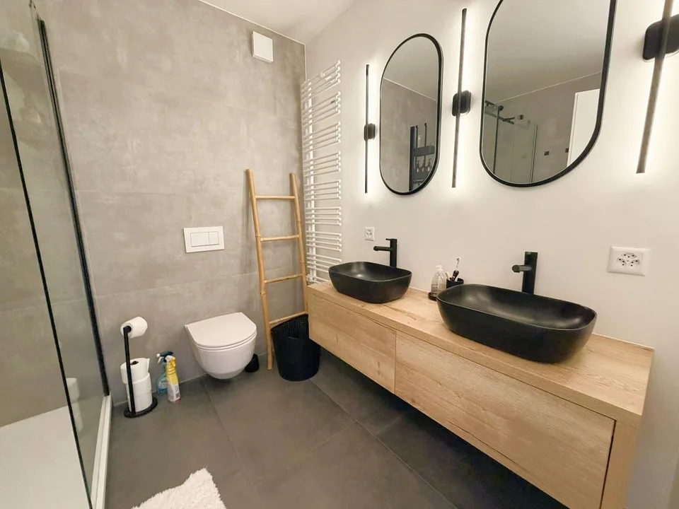 Magnifique 3.5 pces totalement rénové - Spacieux & Lumineux - Endroit calme - Bien situé - Belle vue – photo 15 sur 21