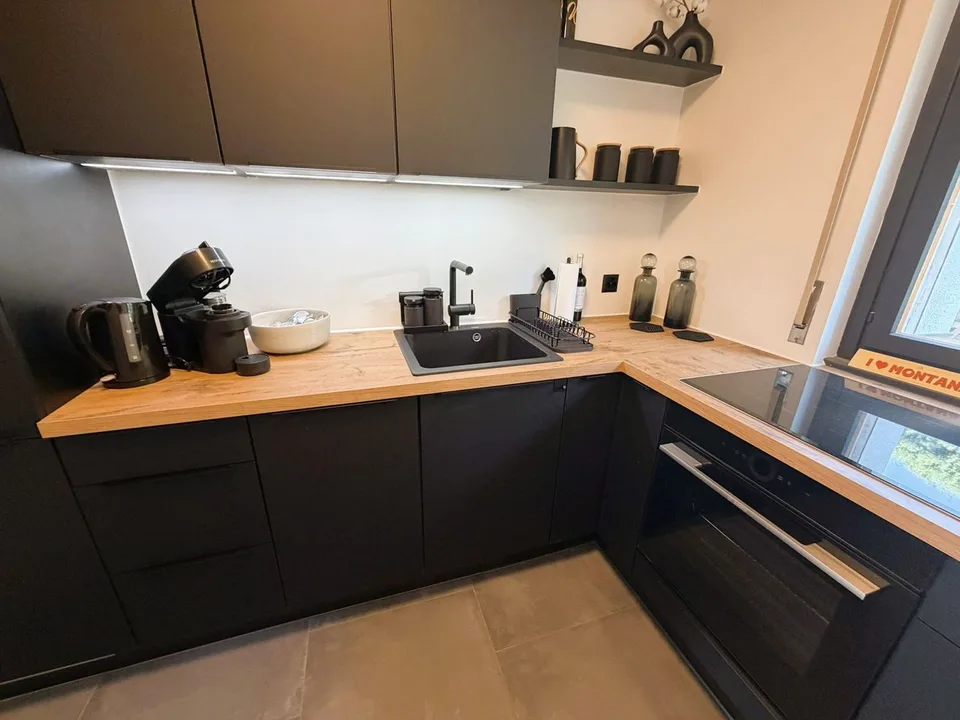 Magnifique 3.5 pces totalement rénové - Spacieux & Lumineux - Endroit calme - Bien situé - Belle vue – photo 10 sur 21