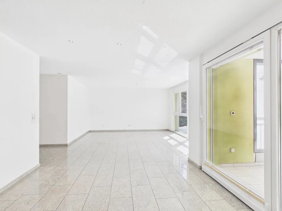 Abitare con stile con loggia in un quartiere popolare a Visp