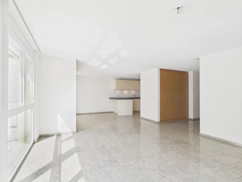 Abitare con stile con loggia in un quartiere popolare a Visp