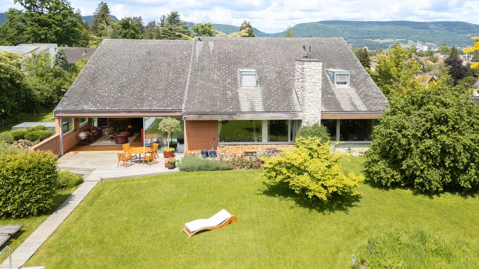 Exklusives 10.5-Zimmer Landhaus in Aarau