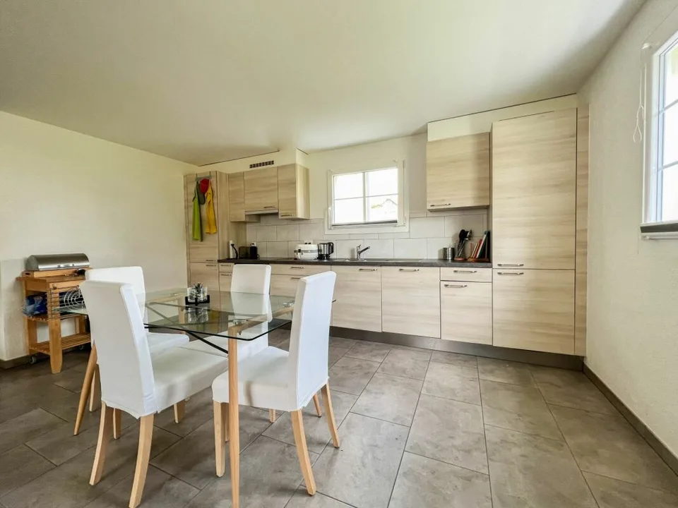Bello appartamento di 4.5 locali con giardino privato