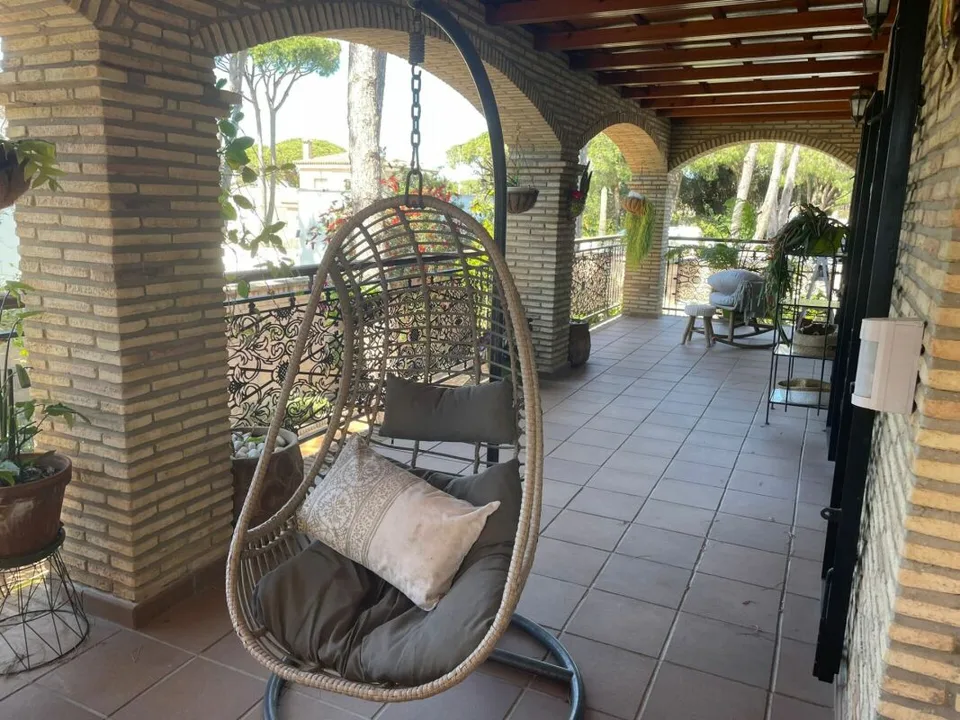 Villa esclusiva e rinnovata di alta qualità in una posizione molto richiesta nel sud della Spagna