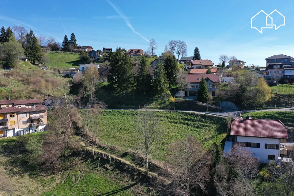 Terrain à bâtir avec permis en force pour 4 villas contiguës