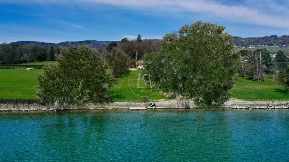 Superbe parcelle de 6 500 m2 pied dans l'eau, Rolle – photo 11 sur 12