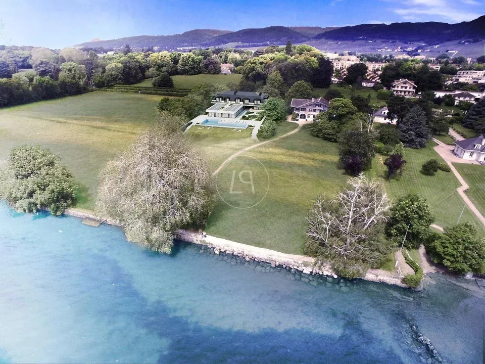 Schönes Grundstück von 6 500 m2 direkt am Wasser, Rolle
