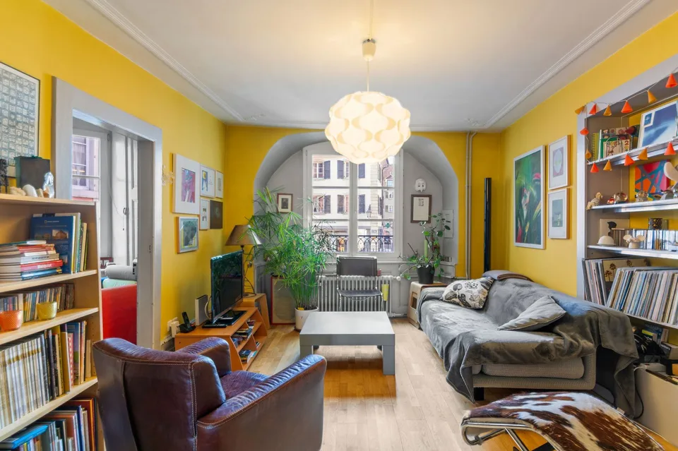 Maison de caractère de 9.5 pièces avec commerce à Porrentruy