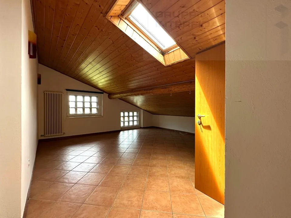 Einfamilienhaus auf drei Ebenen – Foto 11 von 14