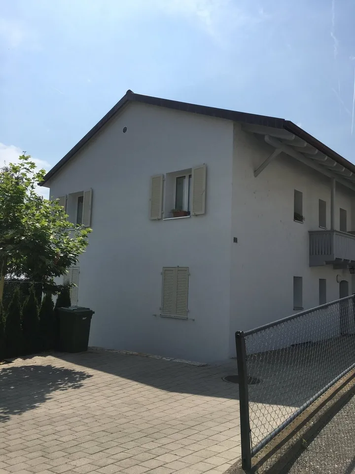 Aussenparkplatz zu vermieten!