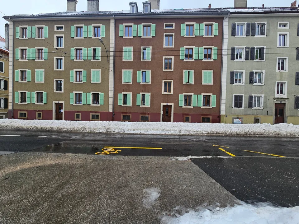 Delizioso appartamento di 3 locali nel cuore di La Chaux-de-Fonds, completamente rinnovato – foto 14 di 14