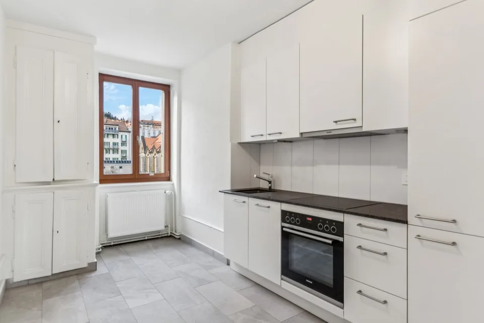 Charmant appartement de 3 pièces au cœur de La Chaux-de-Fonds, complètement rénové