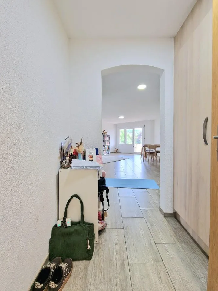 Appartamento moderno e bellissimo con balcone in posizione centrale