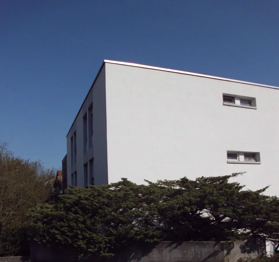 günstige 4.5-Zimmerwohnung mit Balkon in Brügg