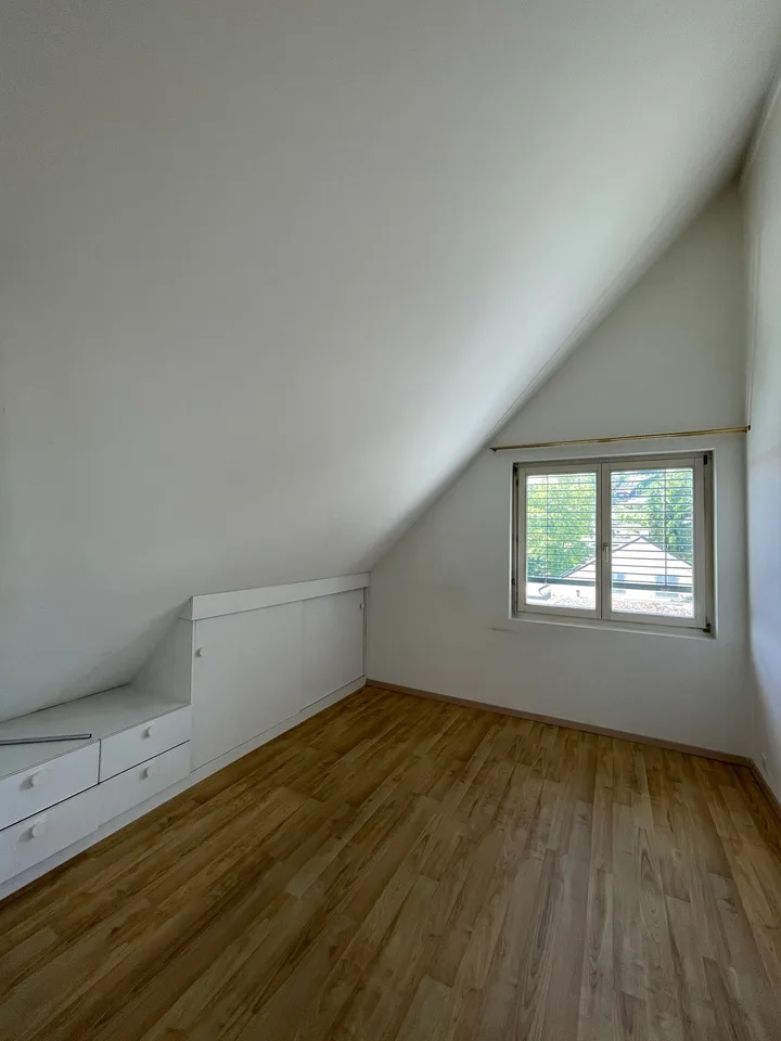 5.5-Zimmer-Maisonette-Wohnung inkl. Garage und Autoabstellplatz – Foto 19 von 30